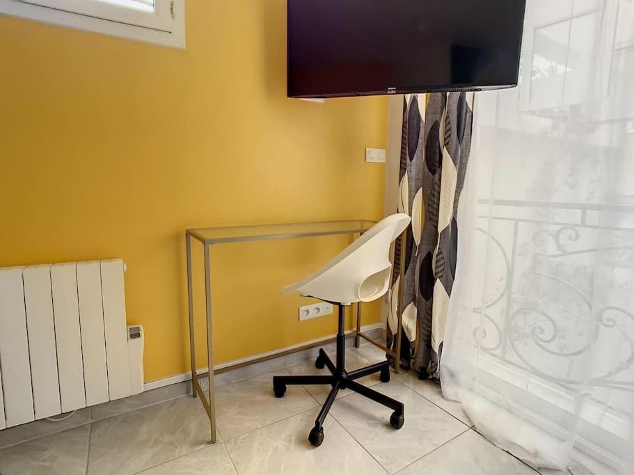 Superbe Studio Hyper Centre Tout Equipe Wifi Netflix 2Pers Amiens Ngoại thất bức ảnh